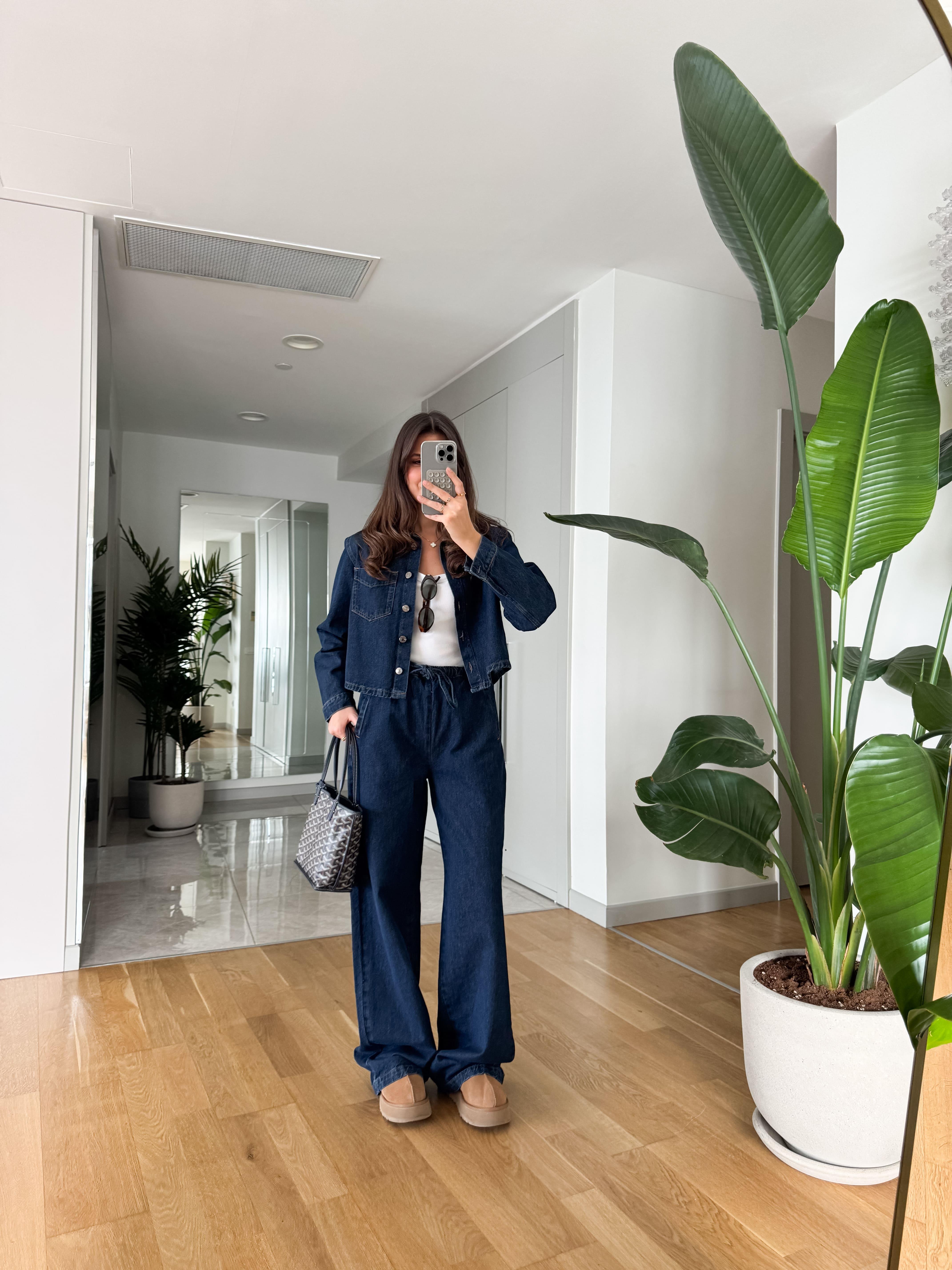Conjunto Laura