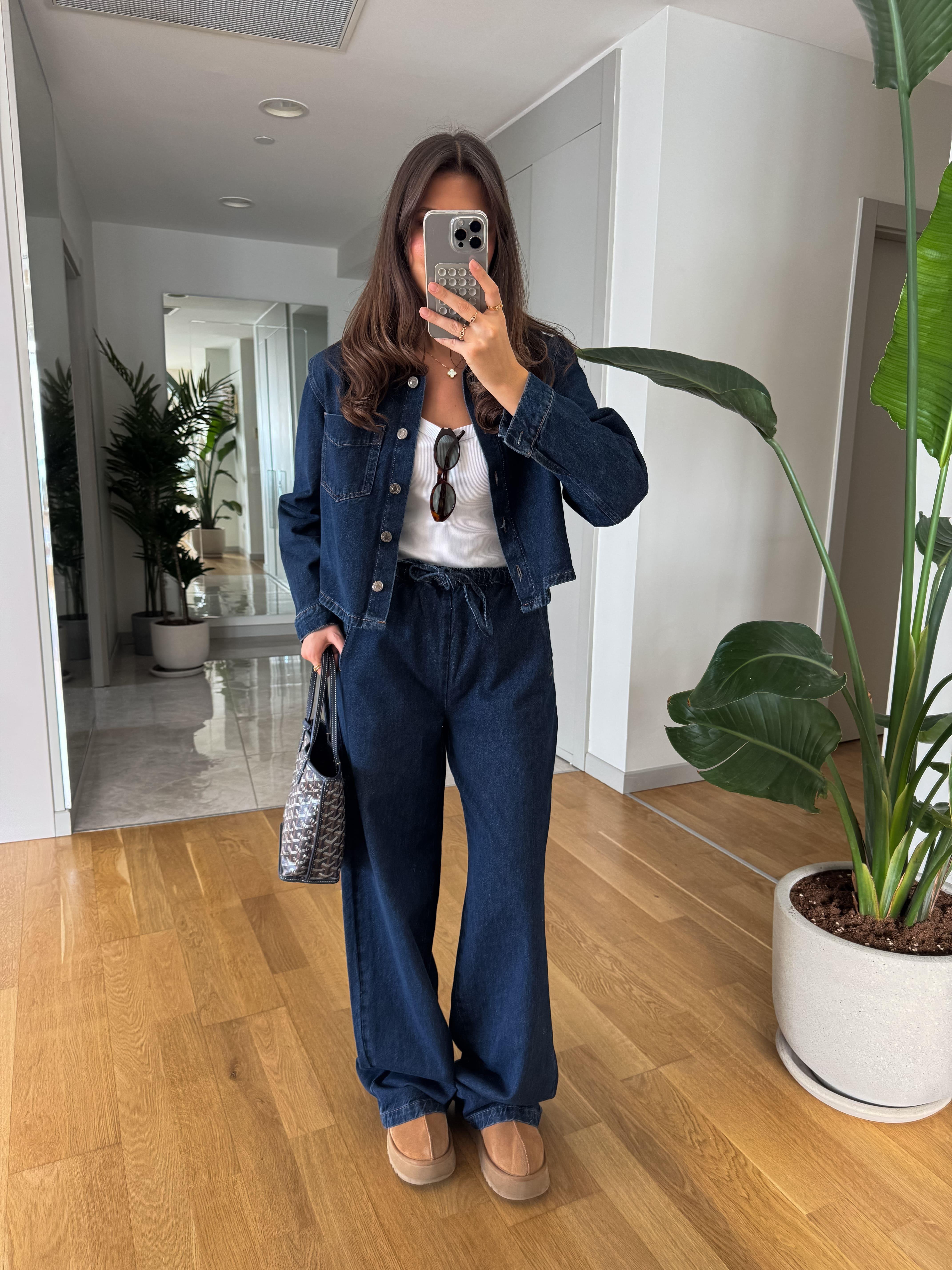 Conjunto Laura